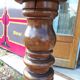 Fifth wheel on column
