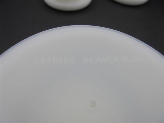 Set of 3 opal glass jars