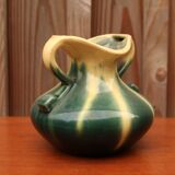 Ceramic vase with Thulin handle