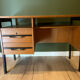 Bureau moderniste bois