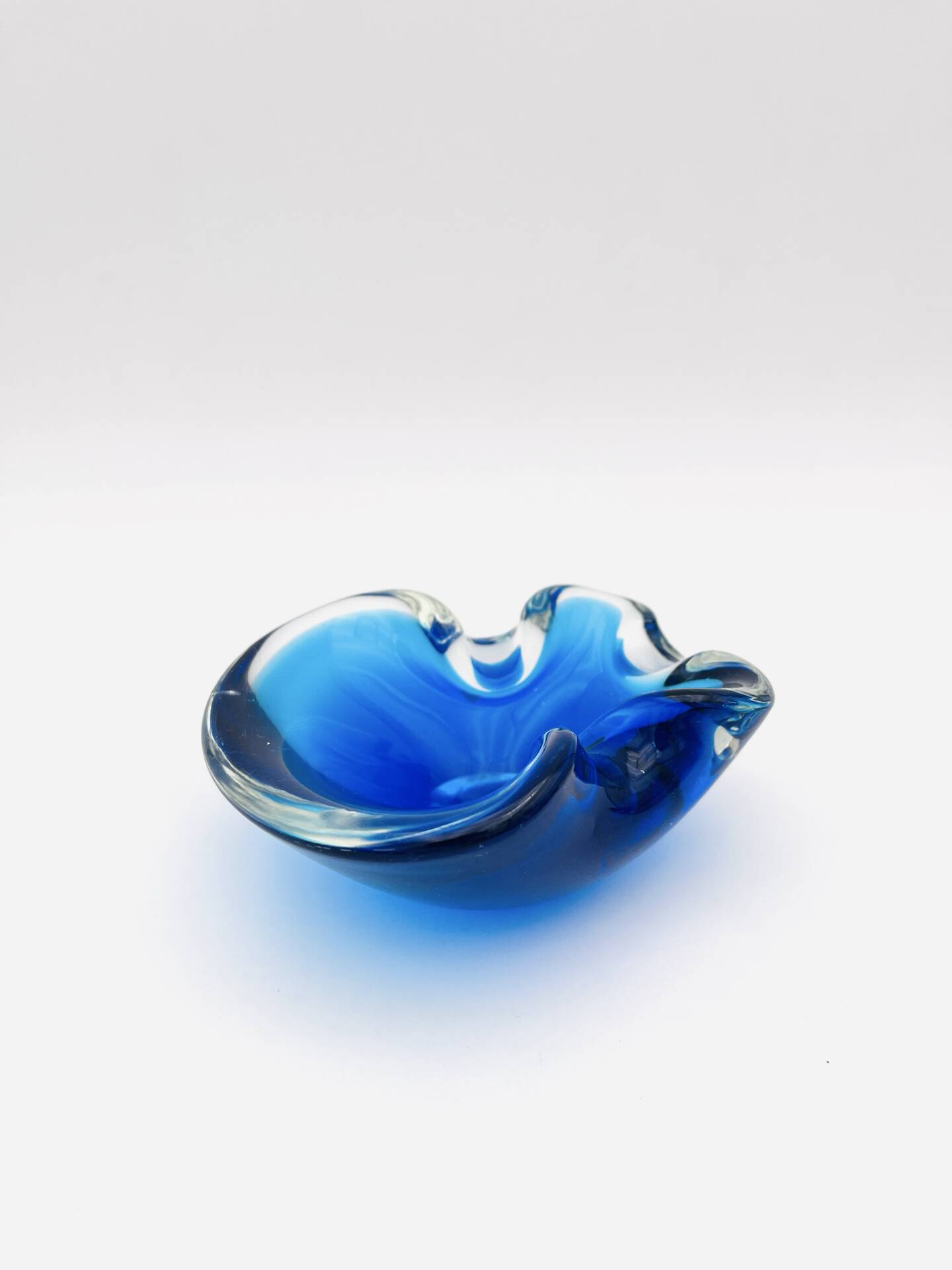 Vide-Poche Murano Sommerso Dégradé Bleu Polylobé 12cm 512g Design