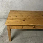 Table basse de ferme