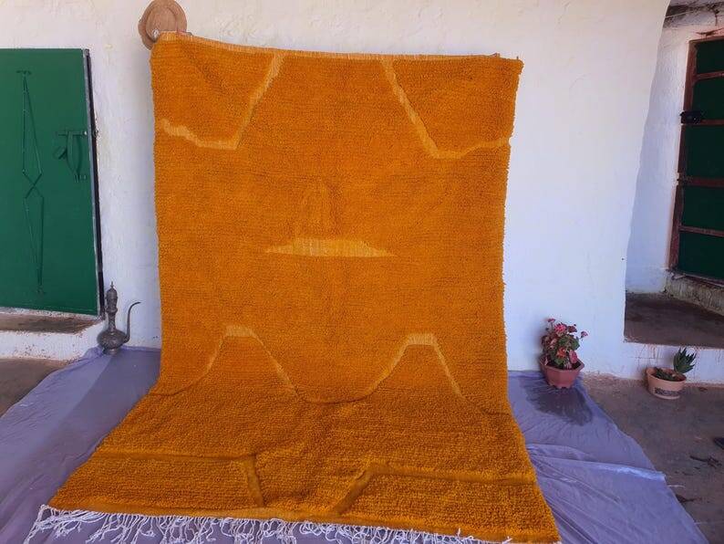 Handmade Berber rug 250cm x 150cm