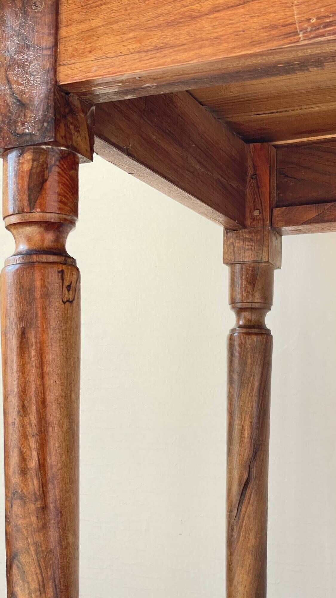TABLE Old OAK Massive