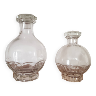 Set of 2 carafes with stopper