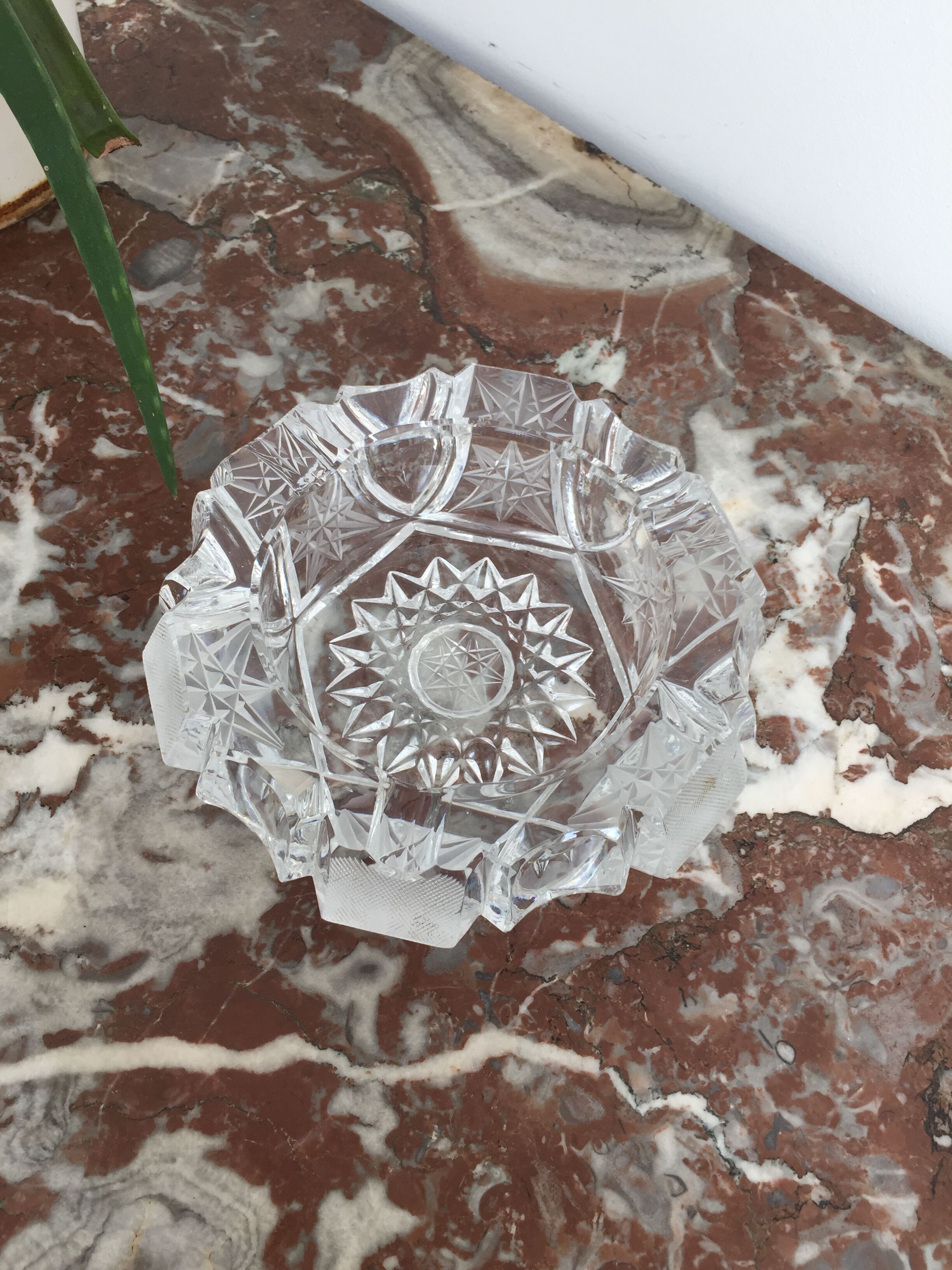 Cendrier vintage verre ciselé