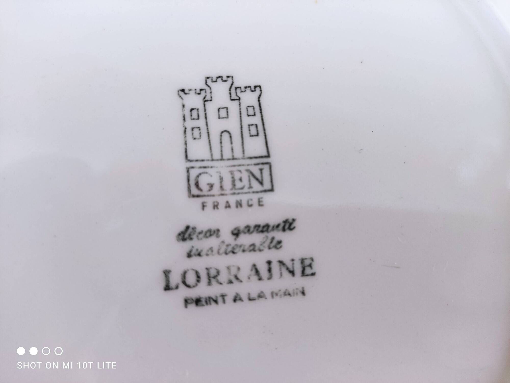 Set of 6 flat plates Gien France Lorraine model