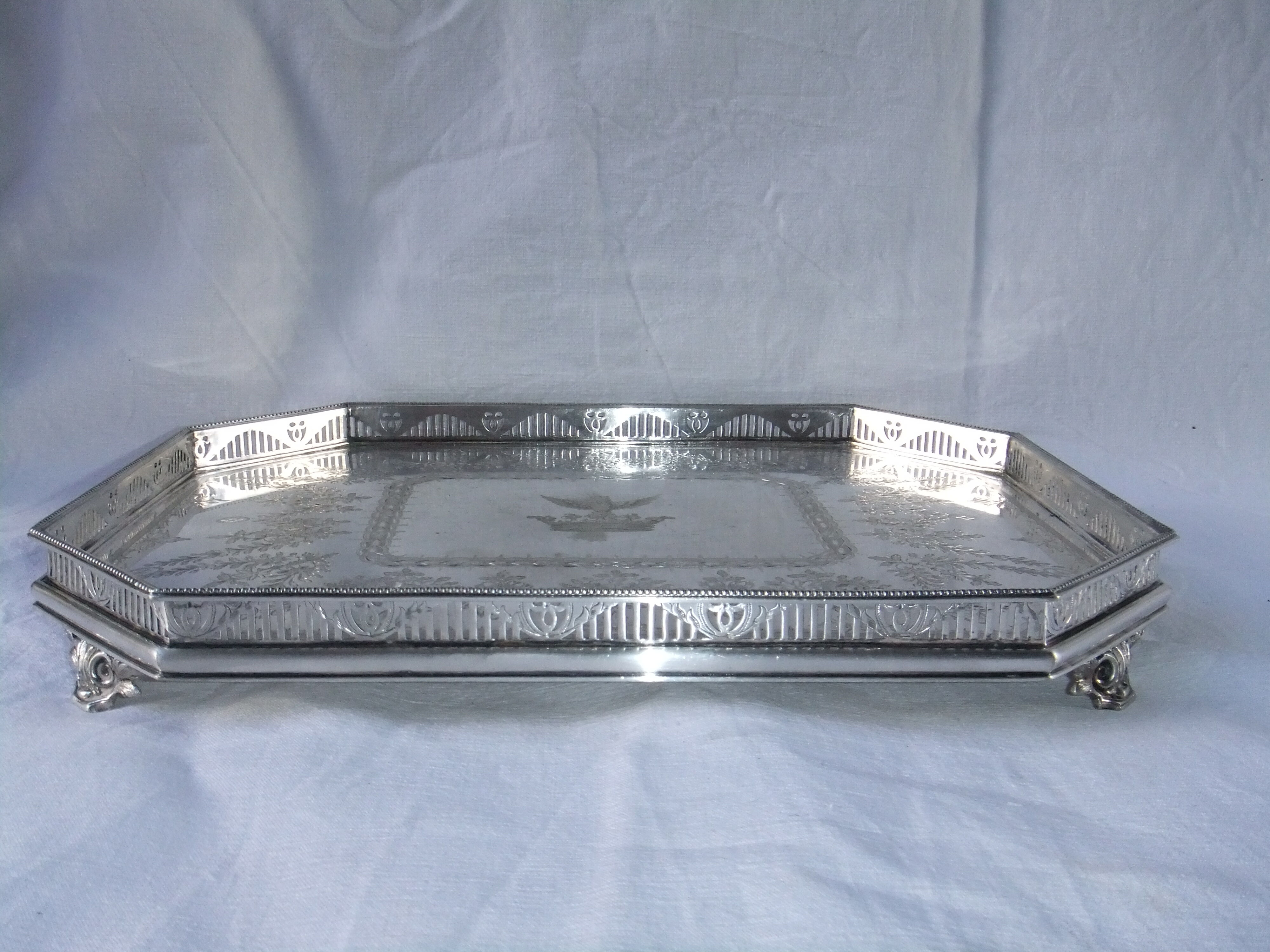 Serving tray punch goldsmith Martin Hall - Co silver metal eagle crown