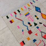 Handmade moroccan berber rug 138 x 104 cm