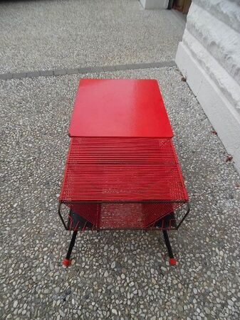 Scoubidou coffee table