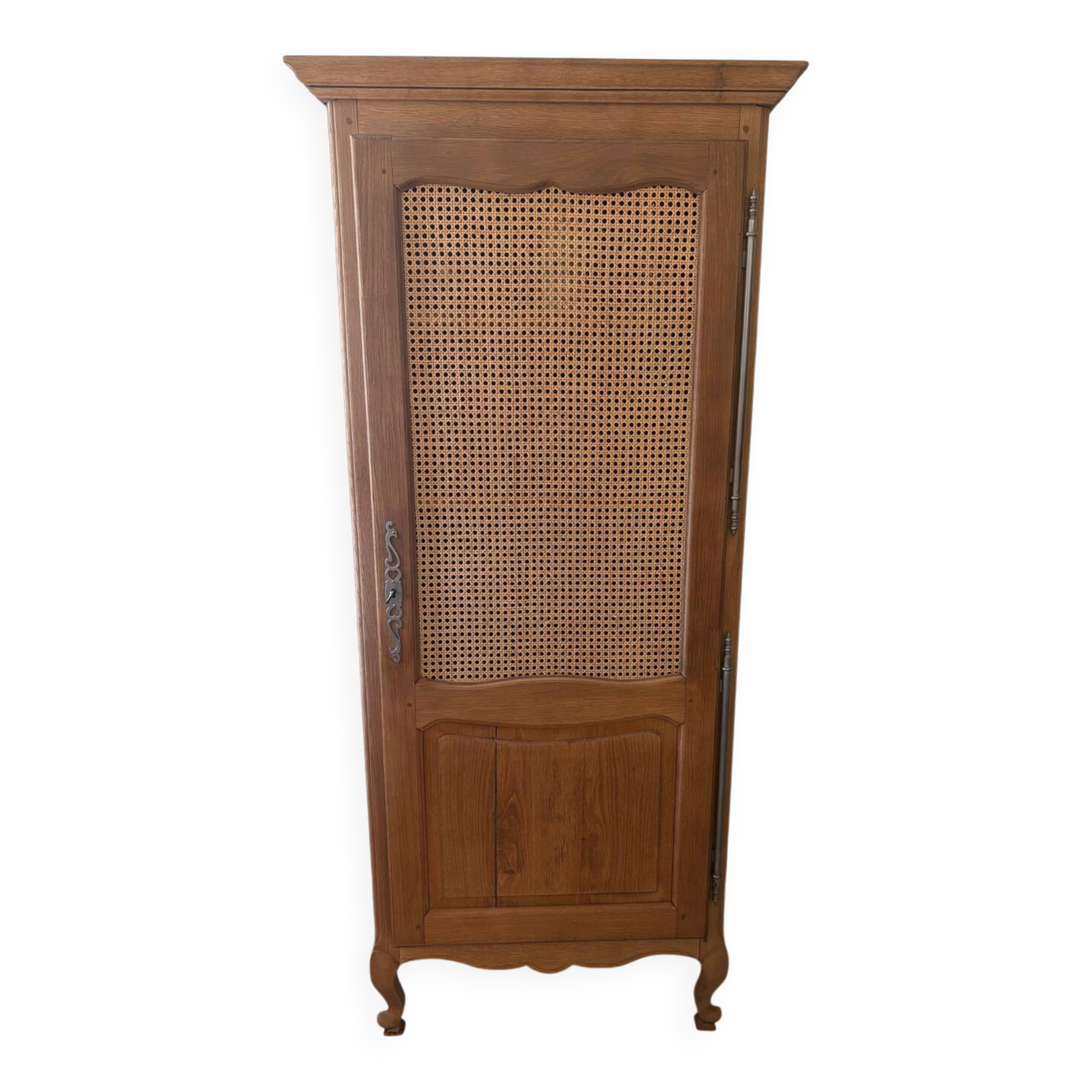 Cane-work oak bonnetière