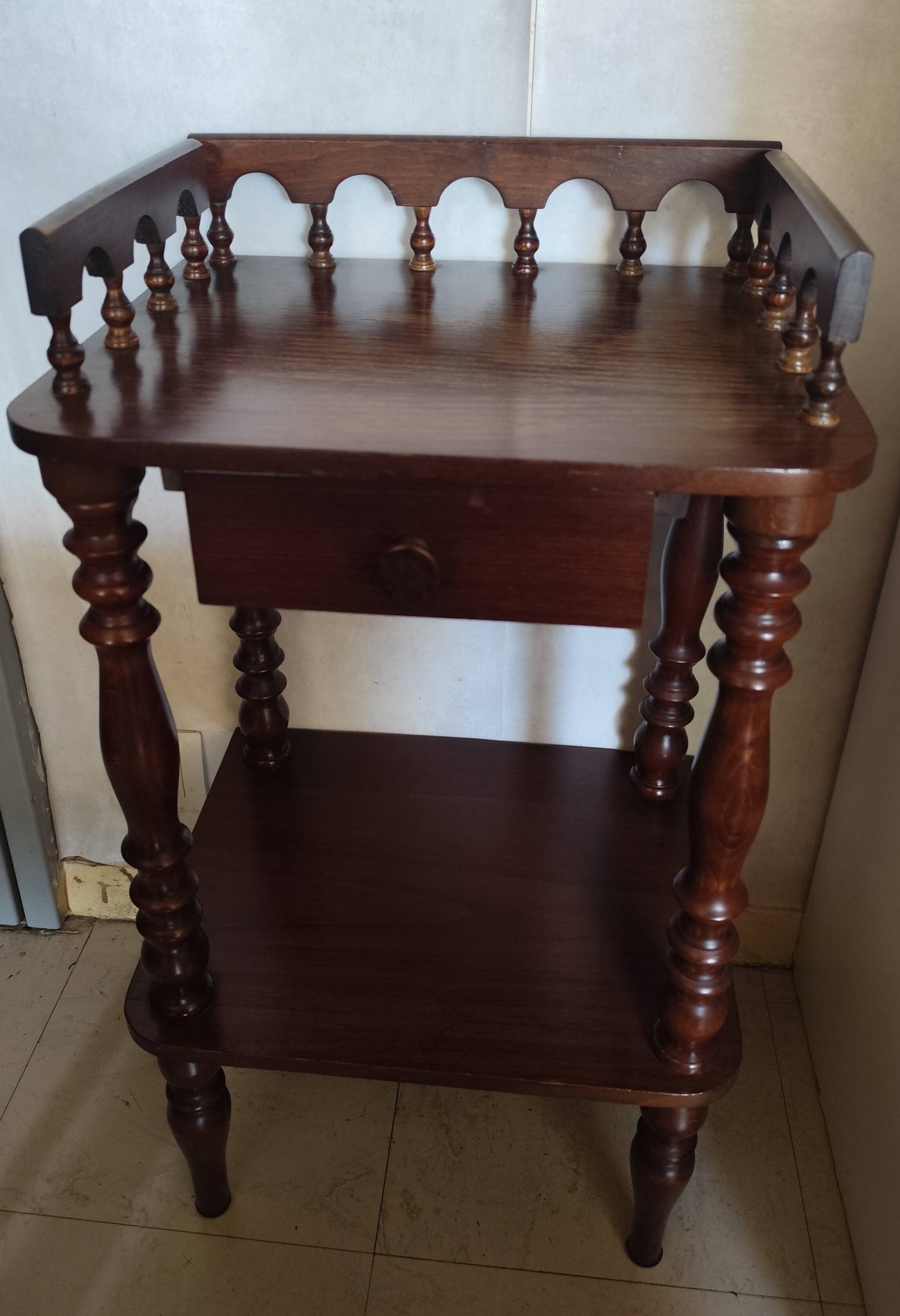 Bedside table