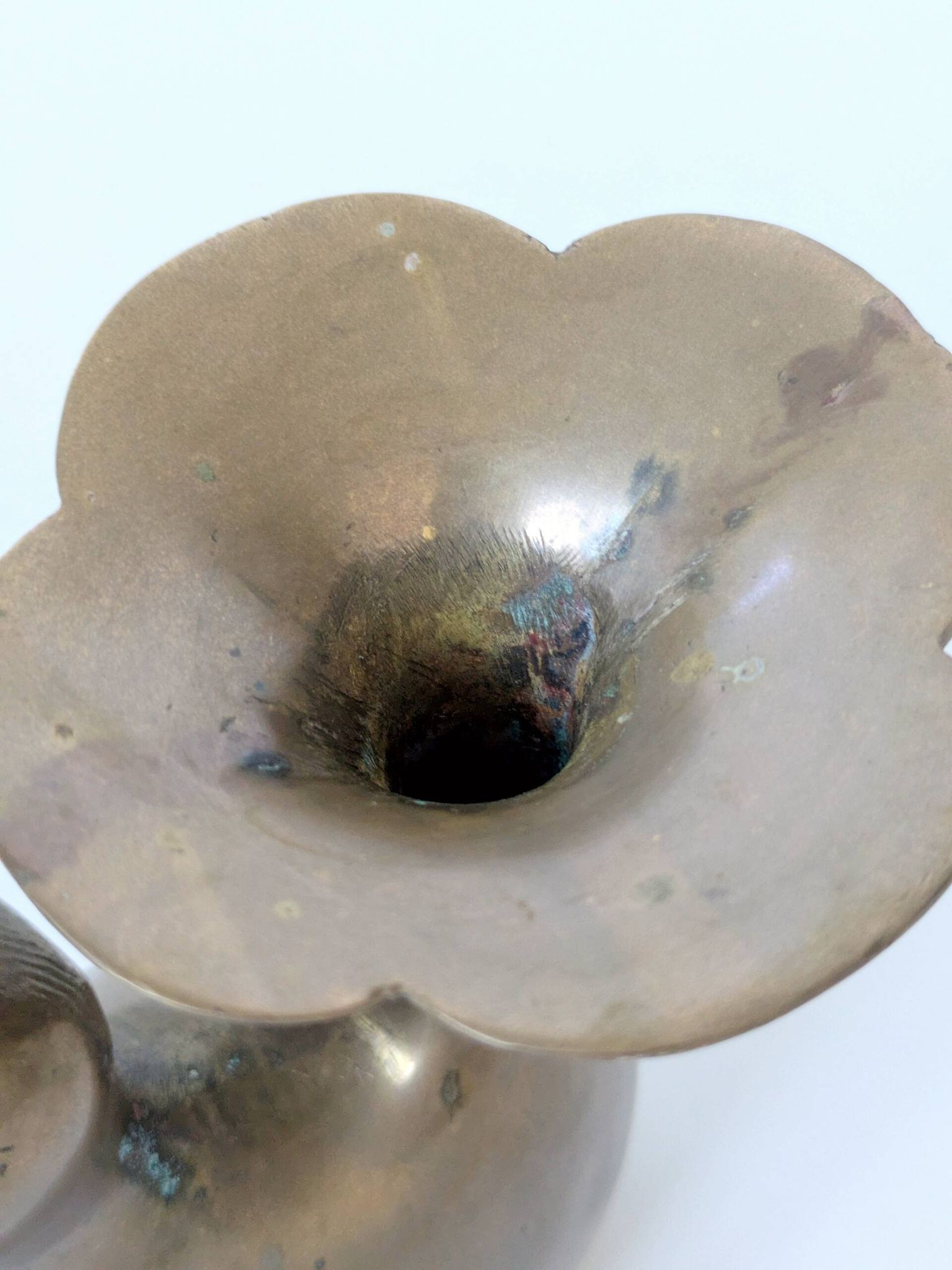 Candle holder or bird soliflore in brass, mid-century design from the 1960s.