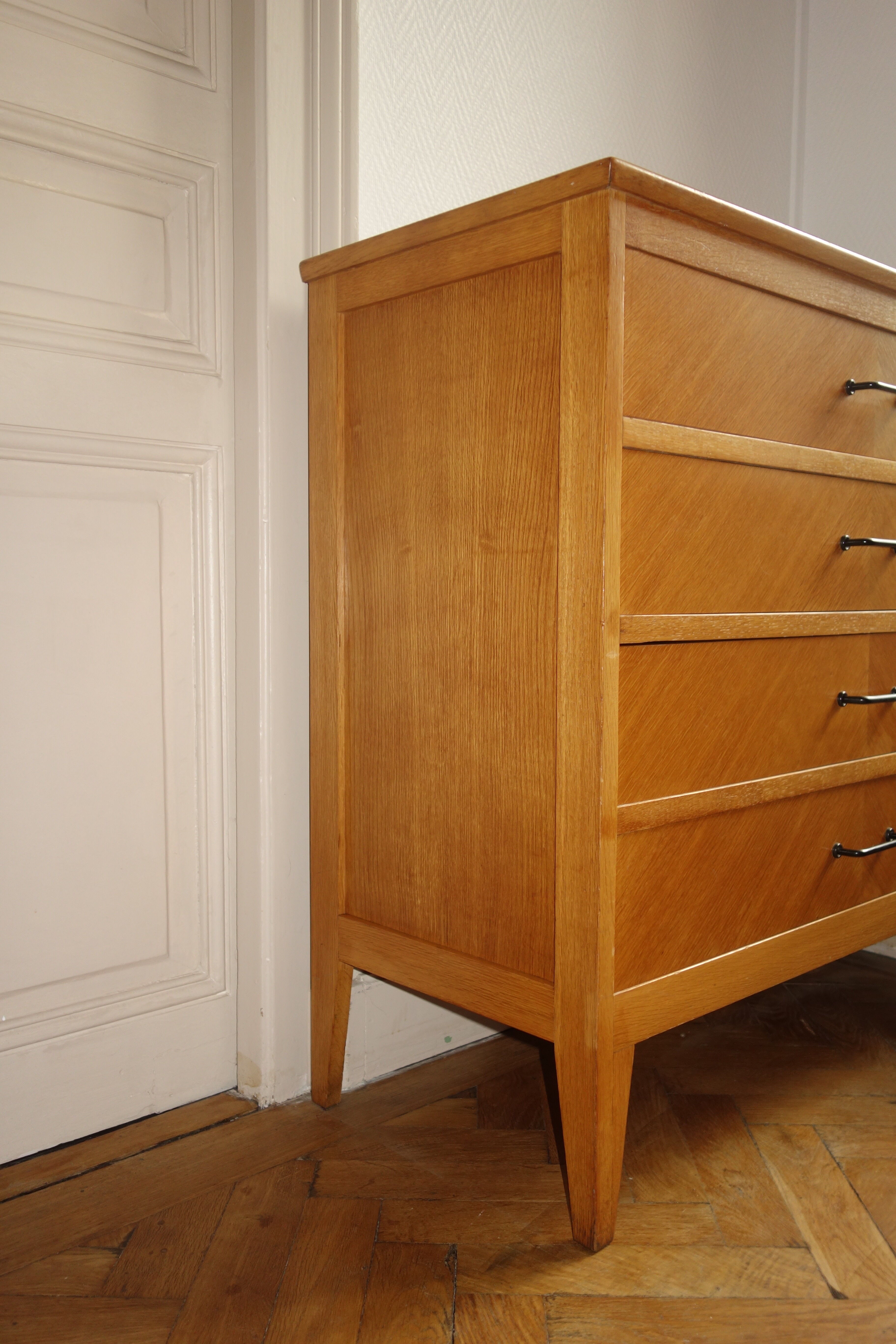 Chest of drawers vintage oak year 1960