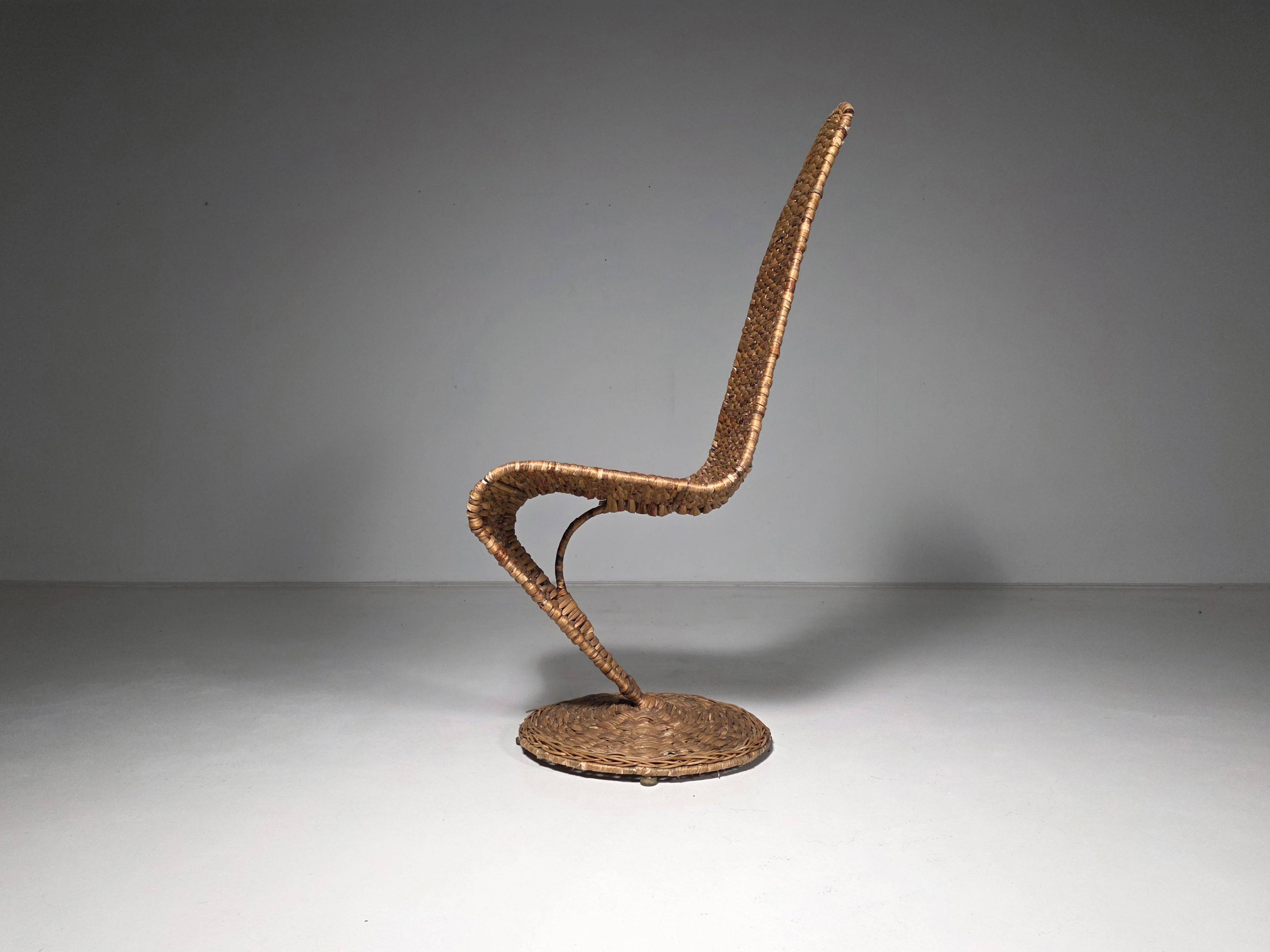 Sculptural "S" chair made of banana leaves by Marzio Checchi