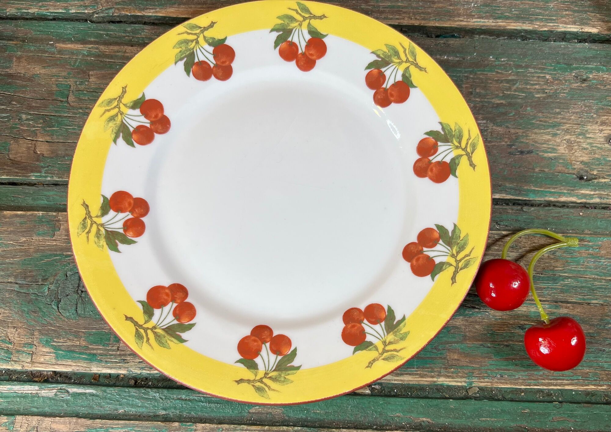 6 dessert plates vintage cherry Limoges porcelain