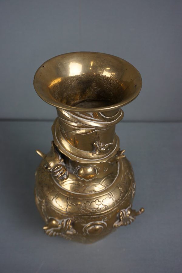 Chinese dragon brass vase, 1920