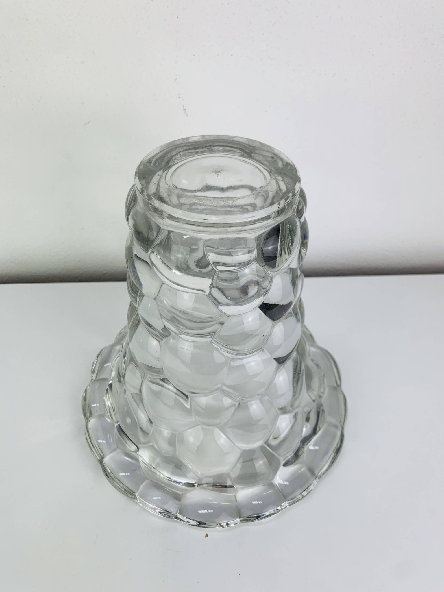 Vase Art déco nid d'abeille par Pierre D'Avesn