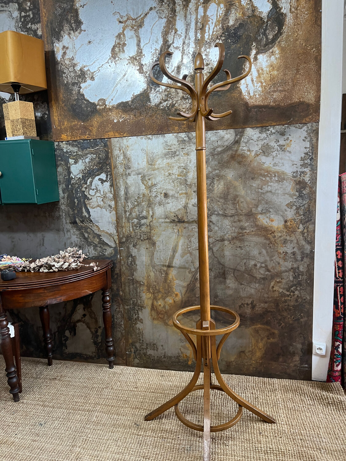 Porte manteau perroquet