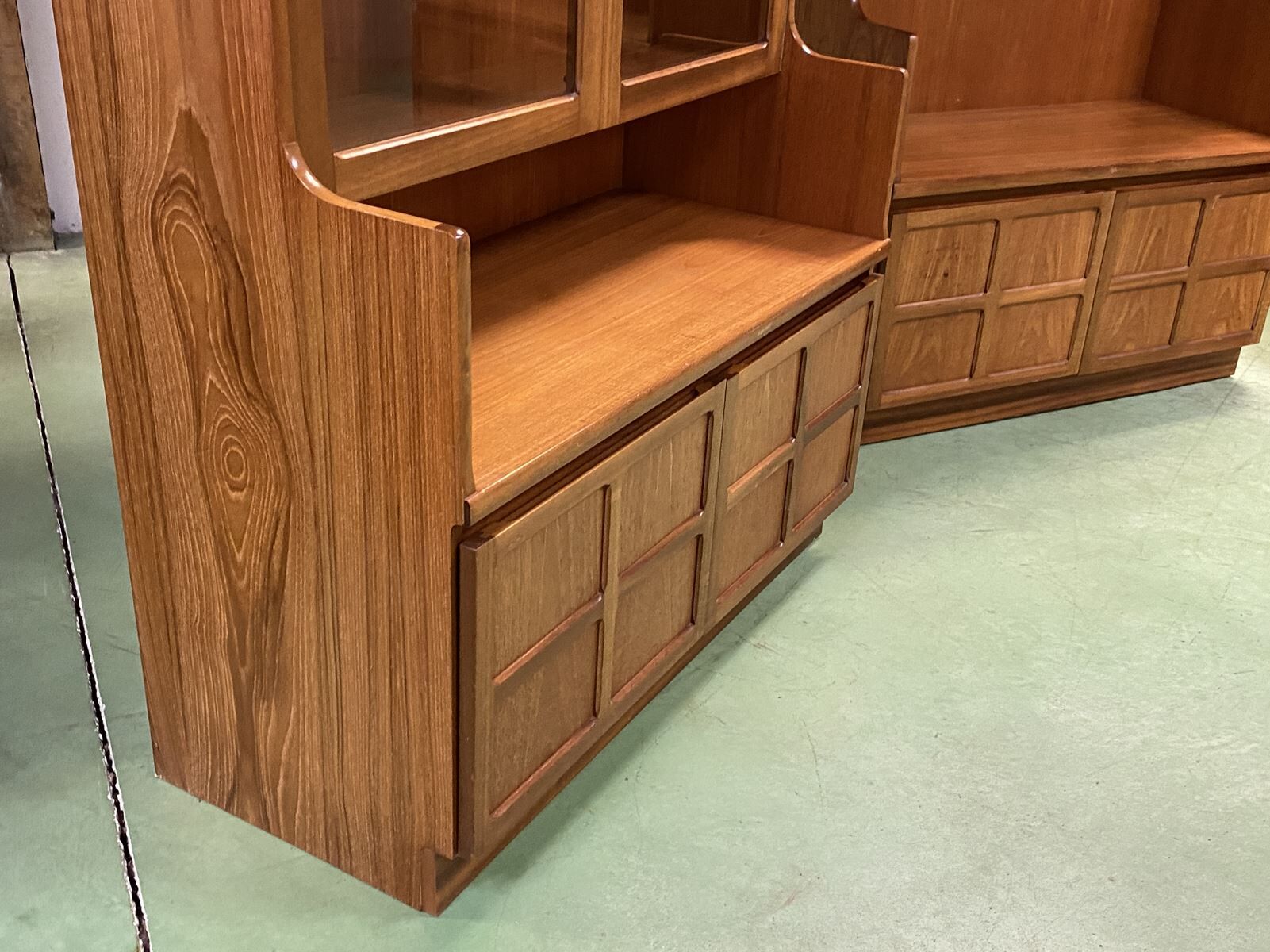 English library in 3 modules from the 1980s in teak