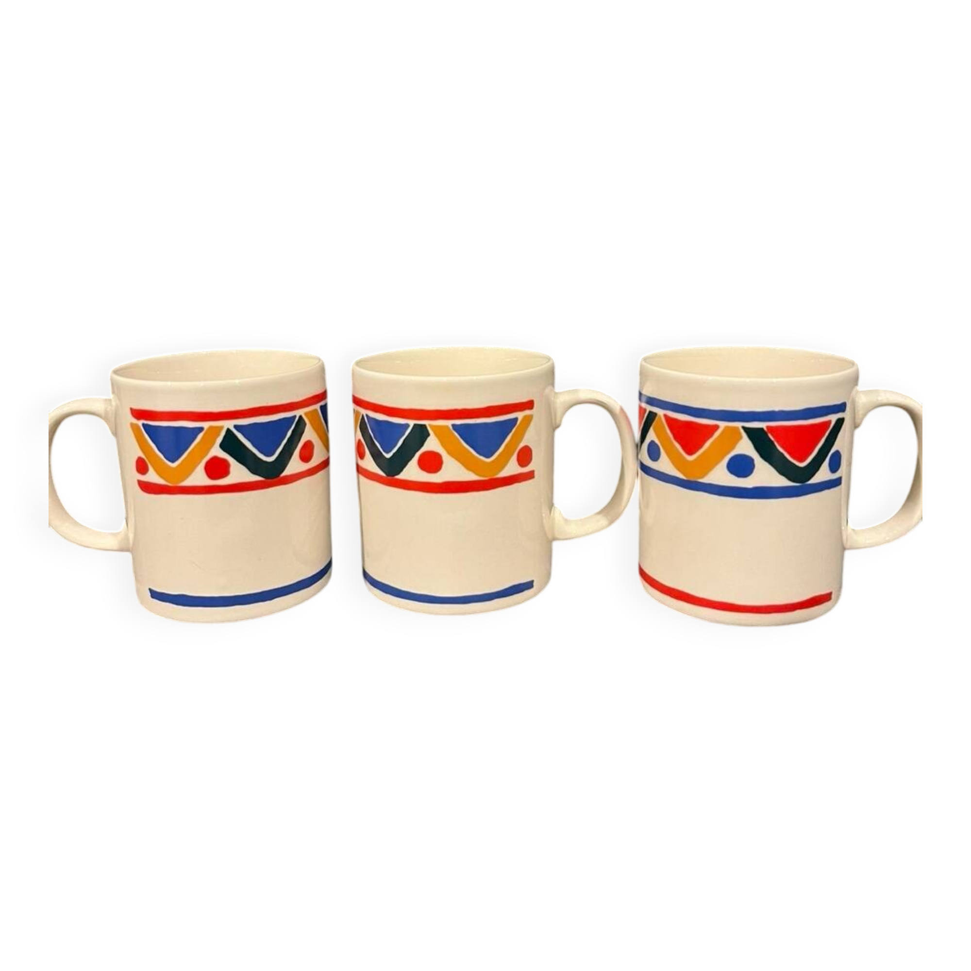 3 vintage Mobil cups