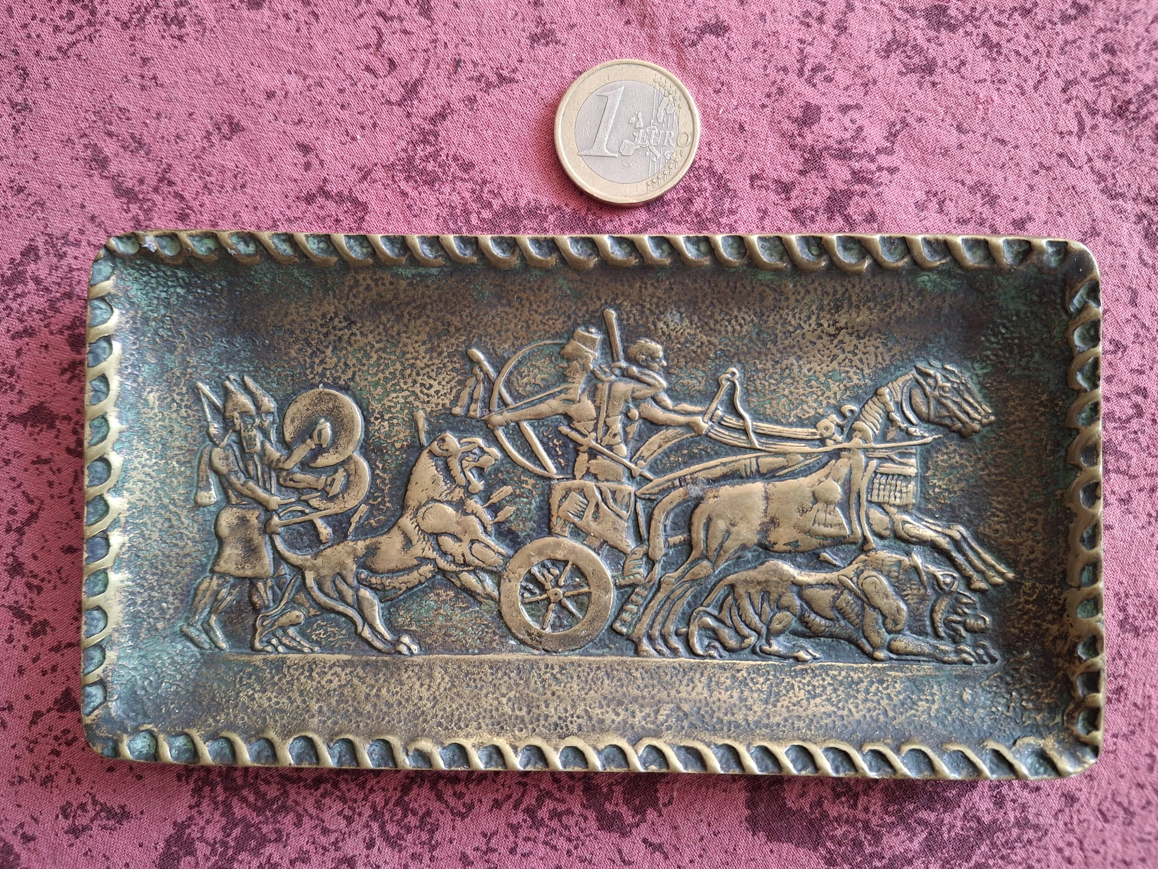Bronze catchall 15.3 X 8 cm 265 grams signed Max Le Verrier very good.