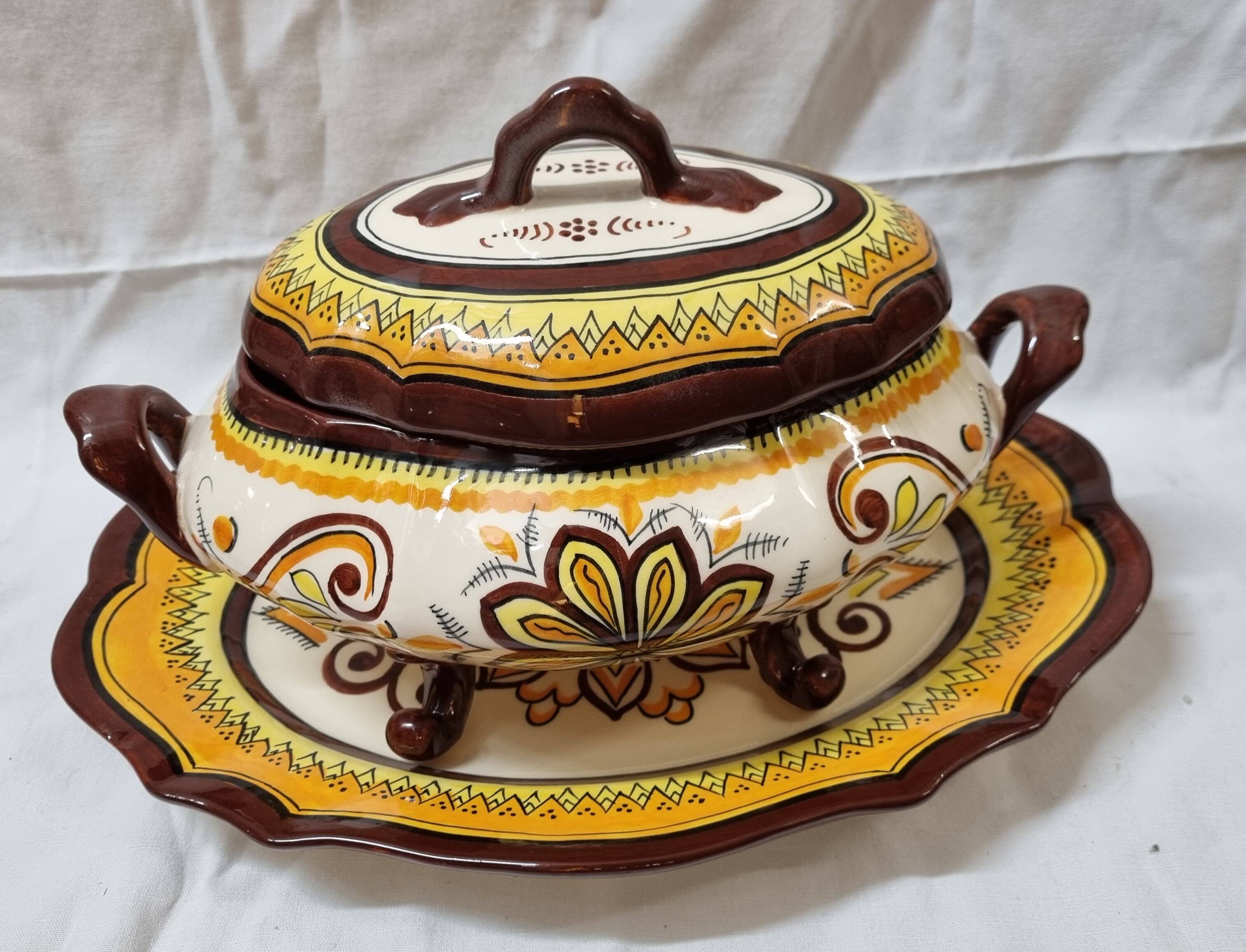 HB Henriot earthenware soup tureen, Quimper Brittany