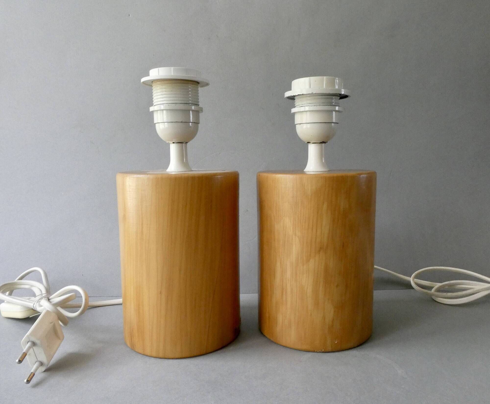 Pair of solid wood lamp bases IMT Italy for Habitat, around 1980.