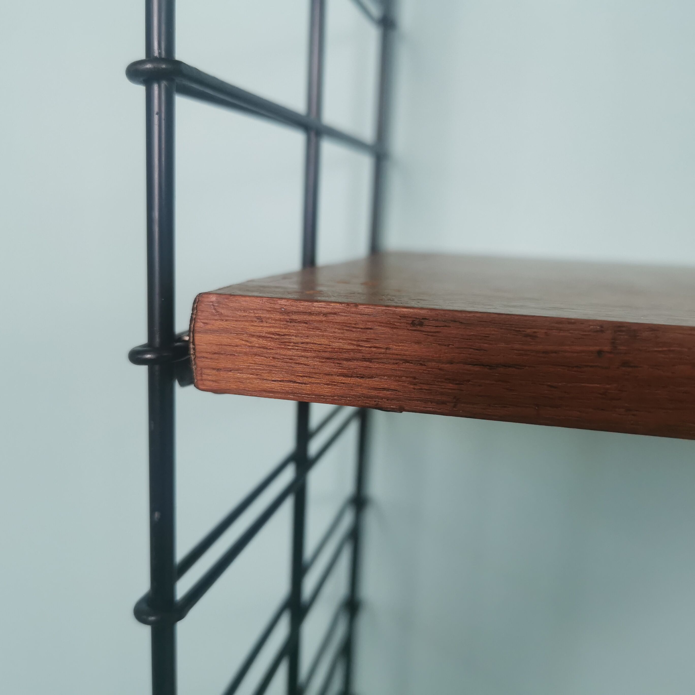 Modular shelf 60