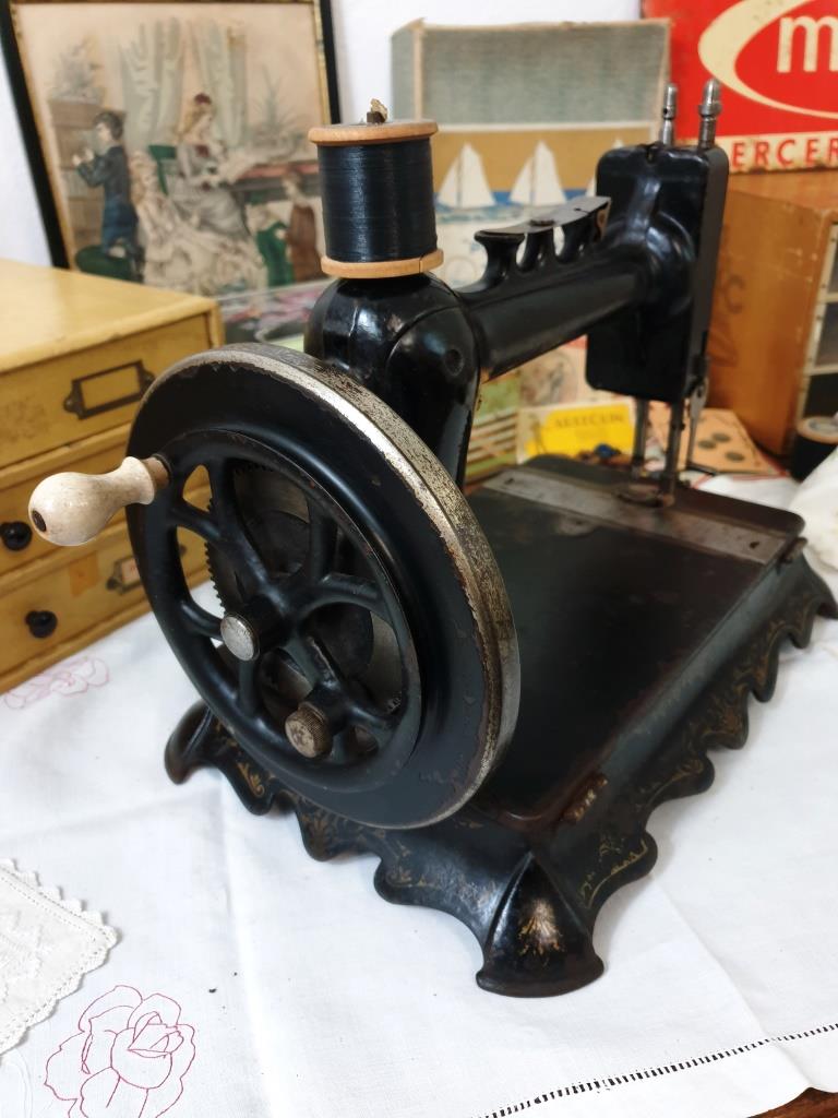 Ancienne Machine à Aiguiser Foley-Belsaw Début 1900 – Pour Scies – Métal Noir – USA