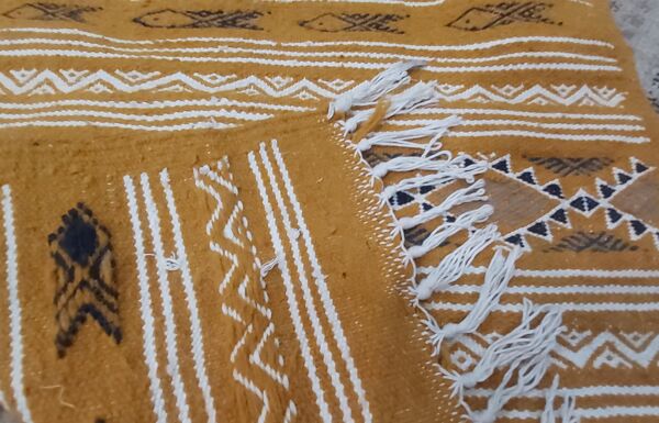 Tapis couloir couleur moutarde fait main, 200x60 cm