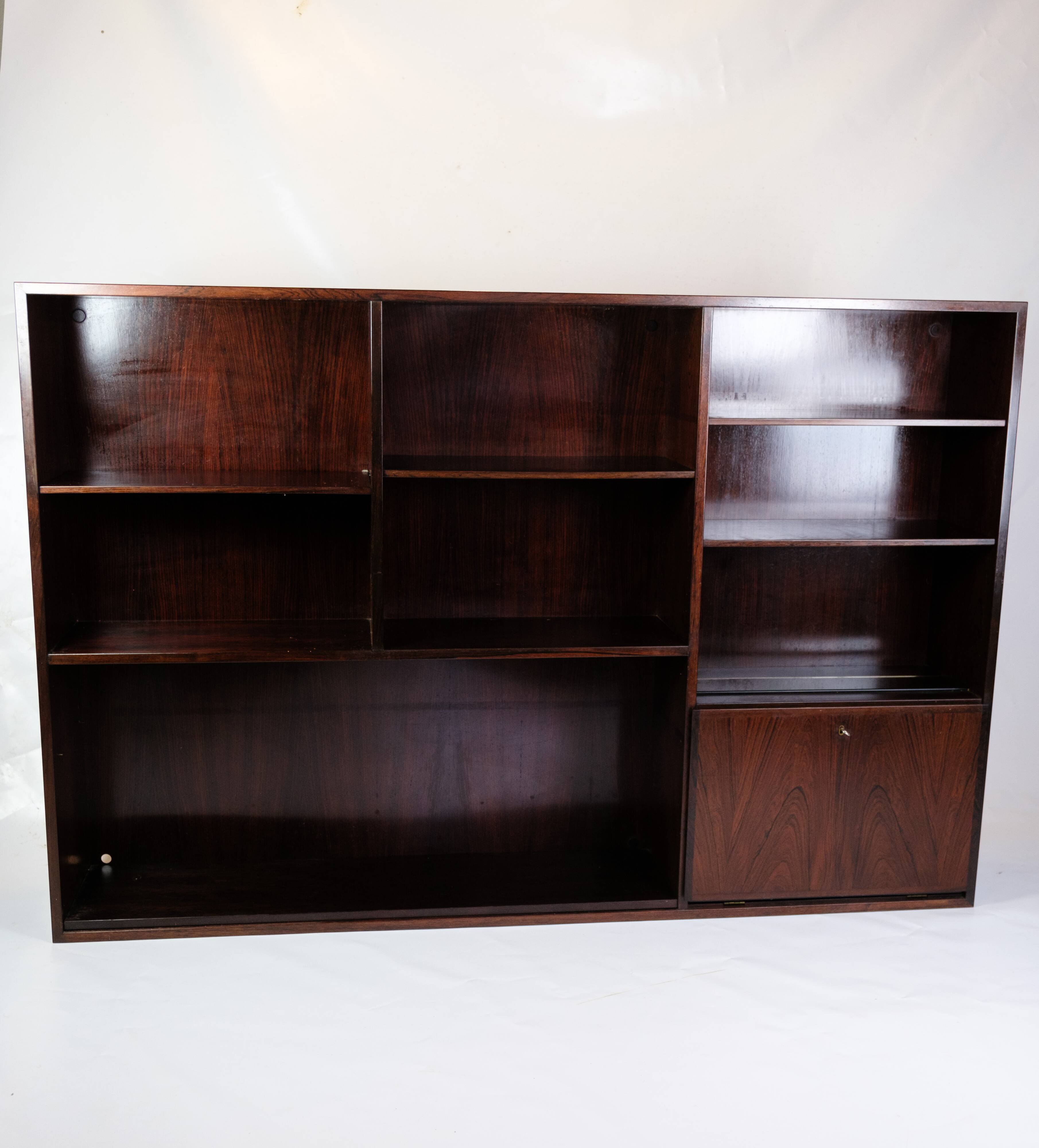 Bookcase Made In Rosewood Model 35 By Omann Jun. Møbelfabrik From 1960s