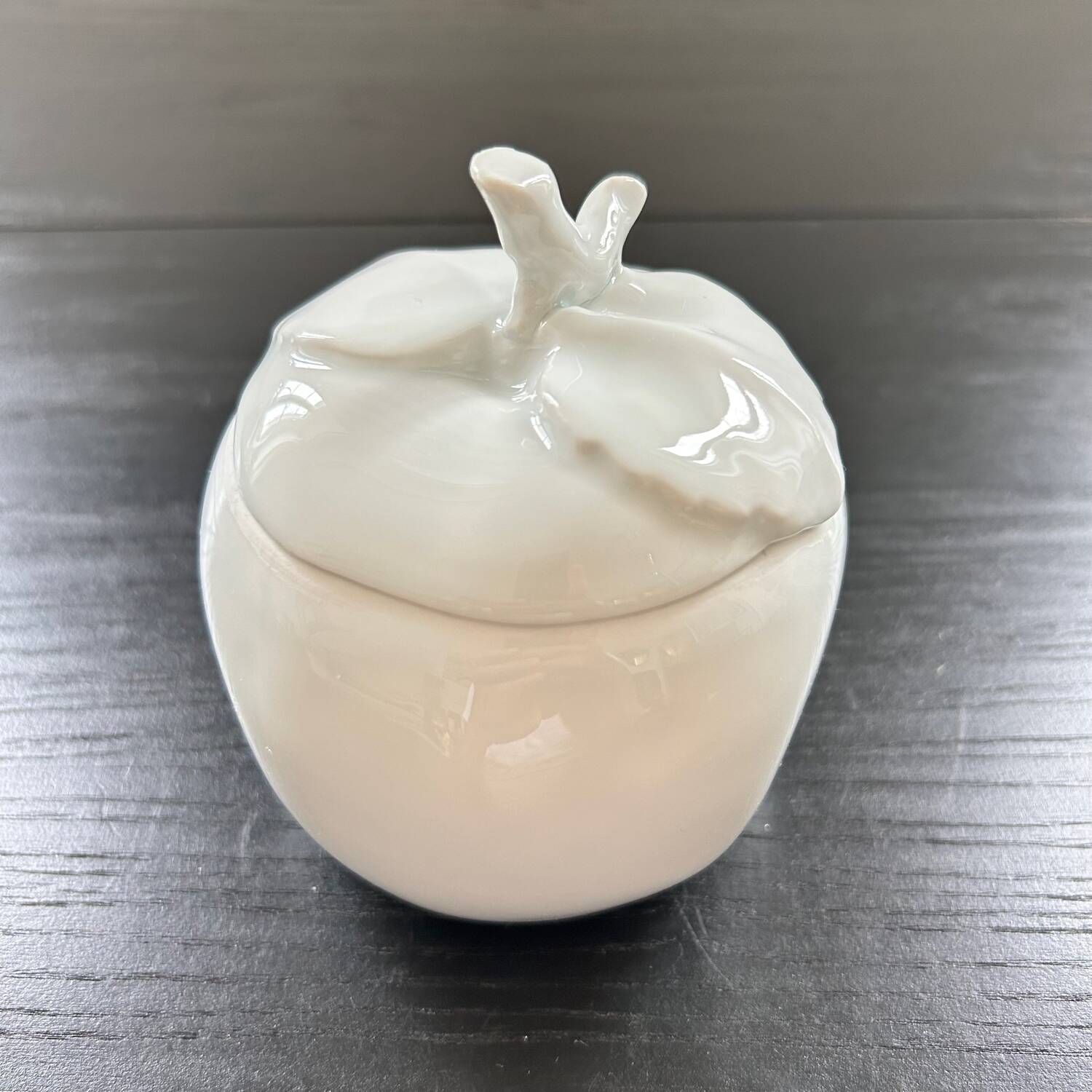 Porcelain apple sugar bowl