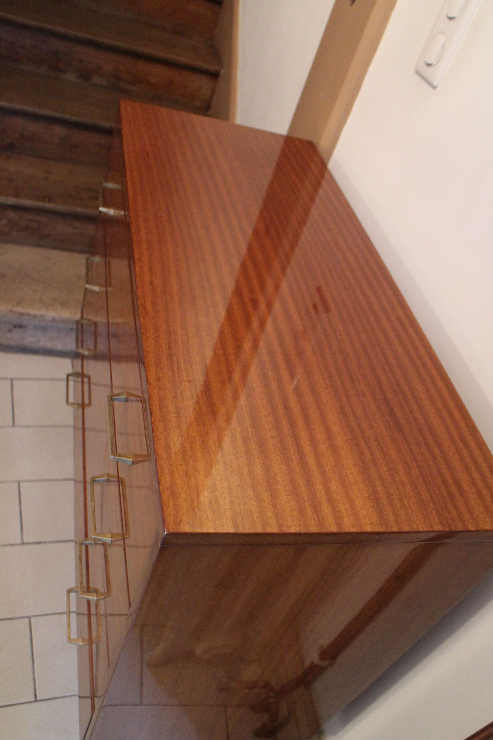 Vintage chest of drawers