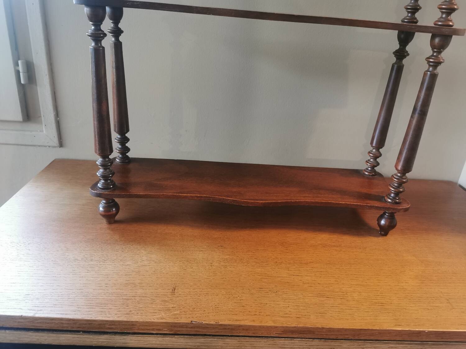 Napoleon III 3-tier shelf