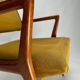Set of Mid-Century Armchairs in the style of Gio Ponti, Italy, 1950s