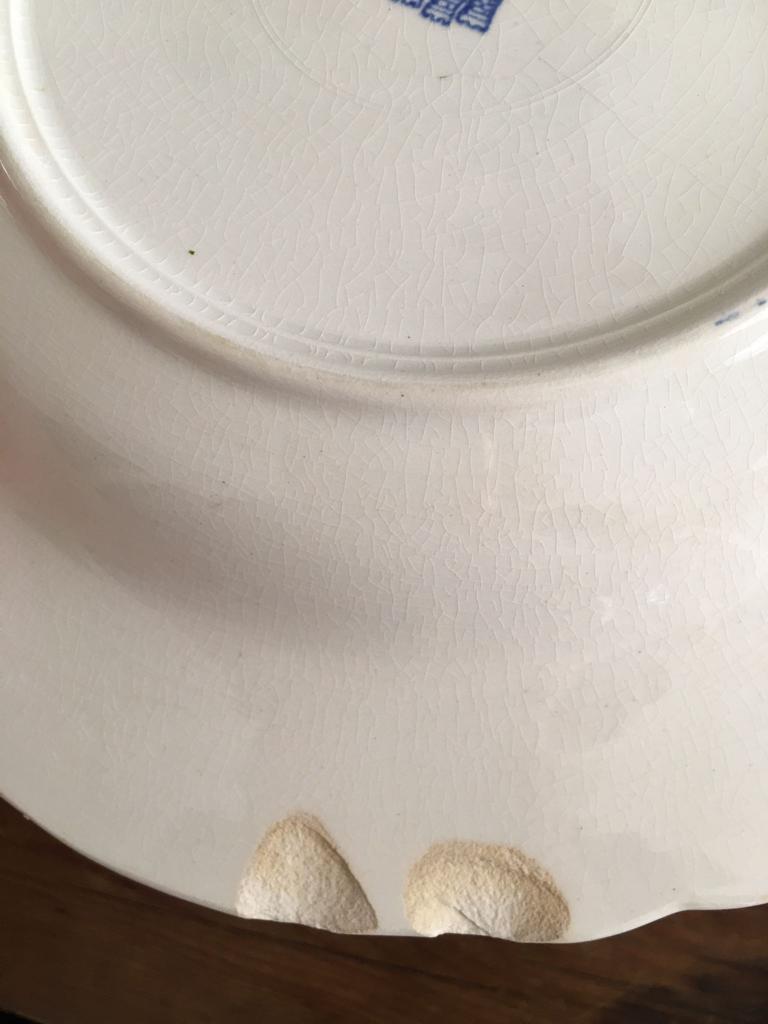 Plates earthen of Gien model Rooster and peony