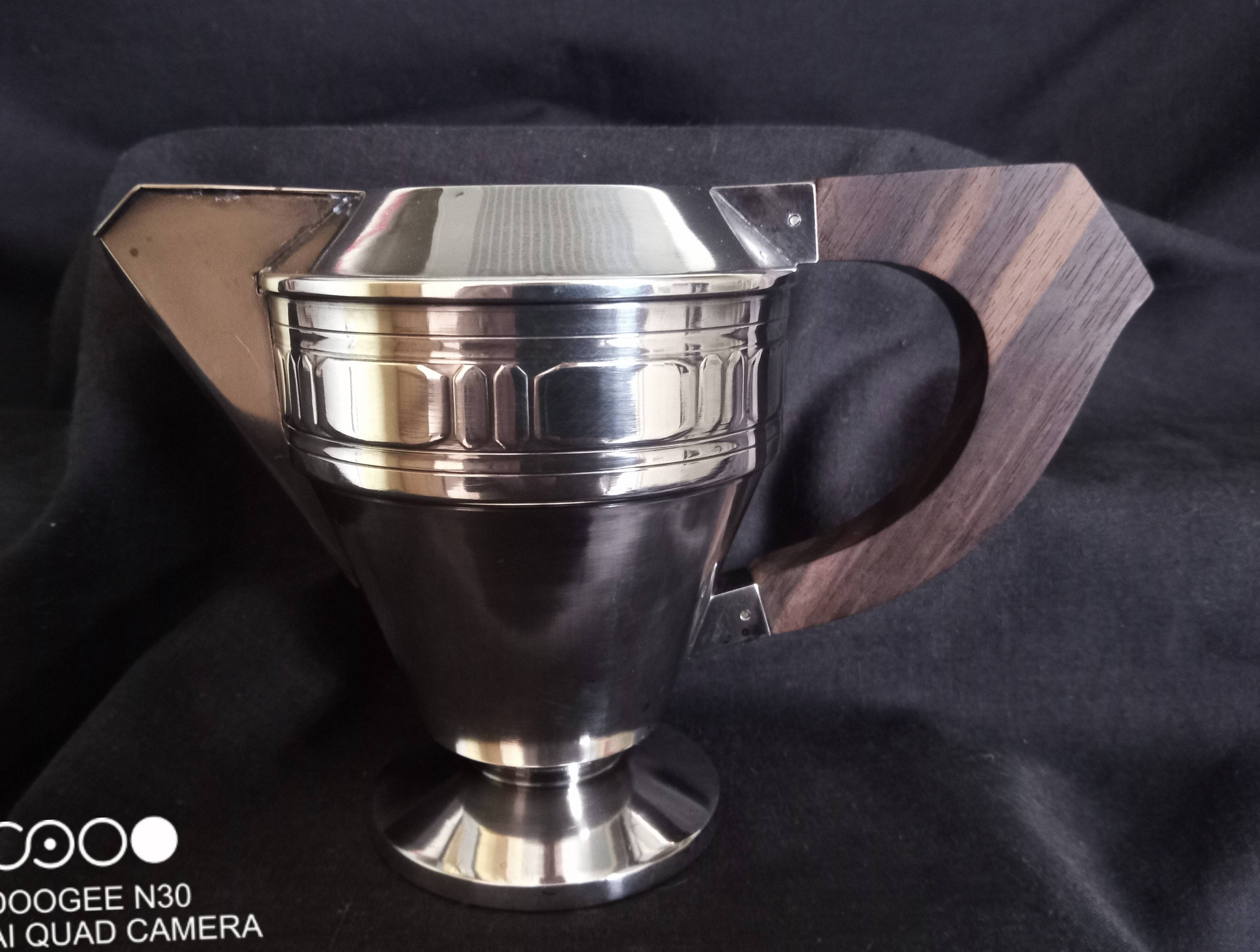 Art Deco silver-plated coffee and tea service, stamped.