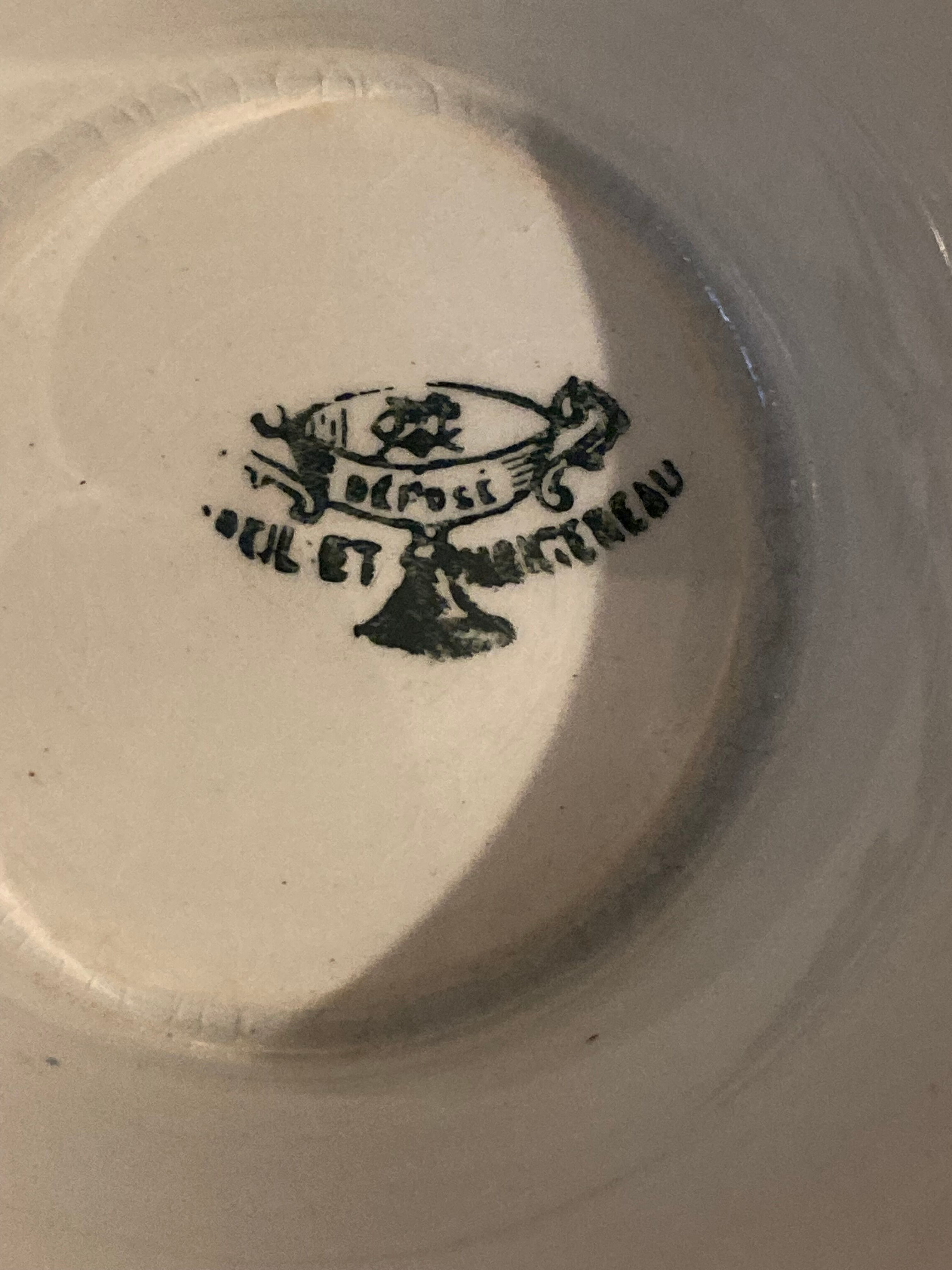 19th century tureen of Montereau