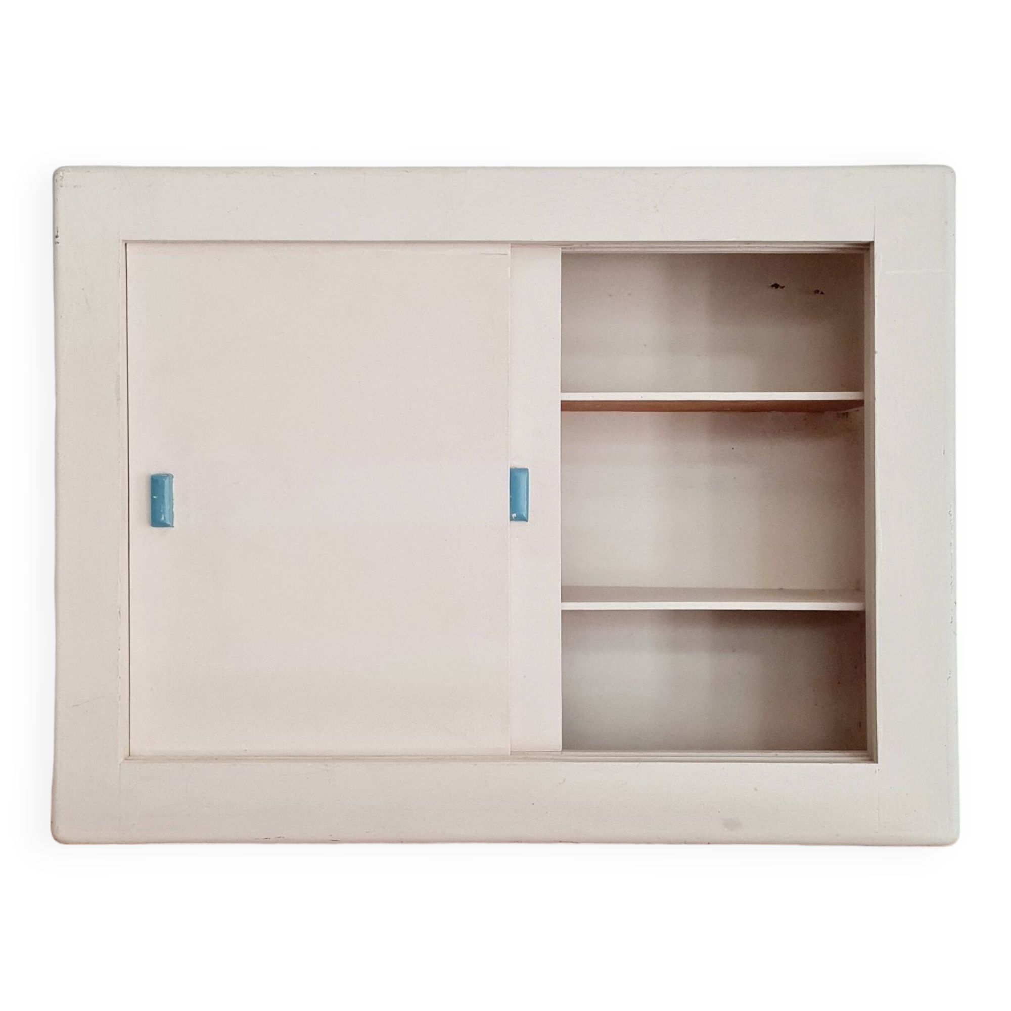 Old white medicine cabinet