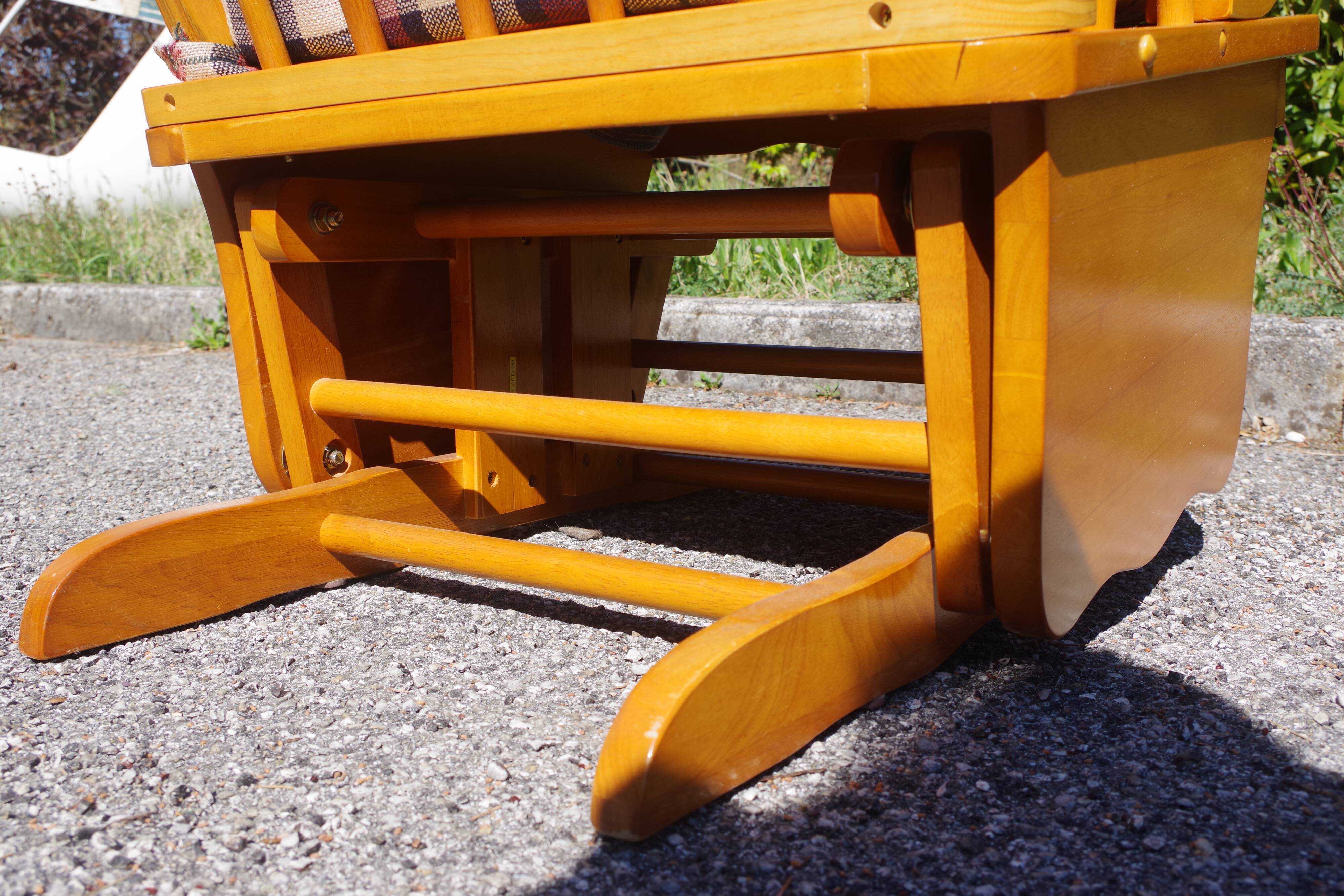 Rocking chair in pine, 1970s