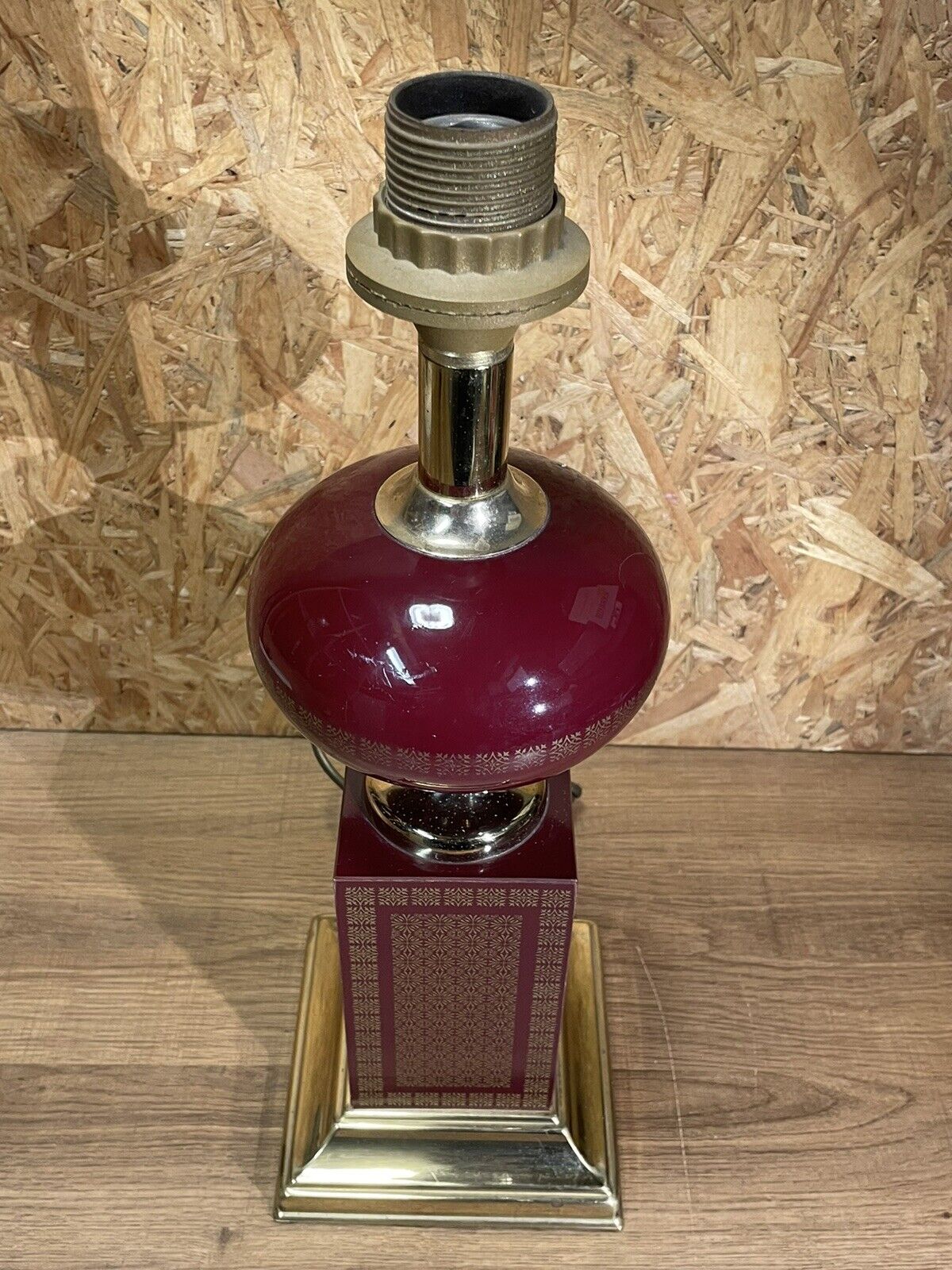 Old 70's lamp, "barber" design, lacquer and gilding, vintage