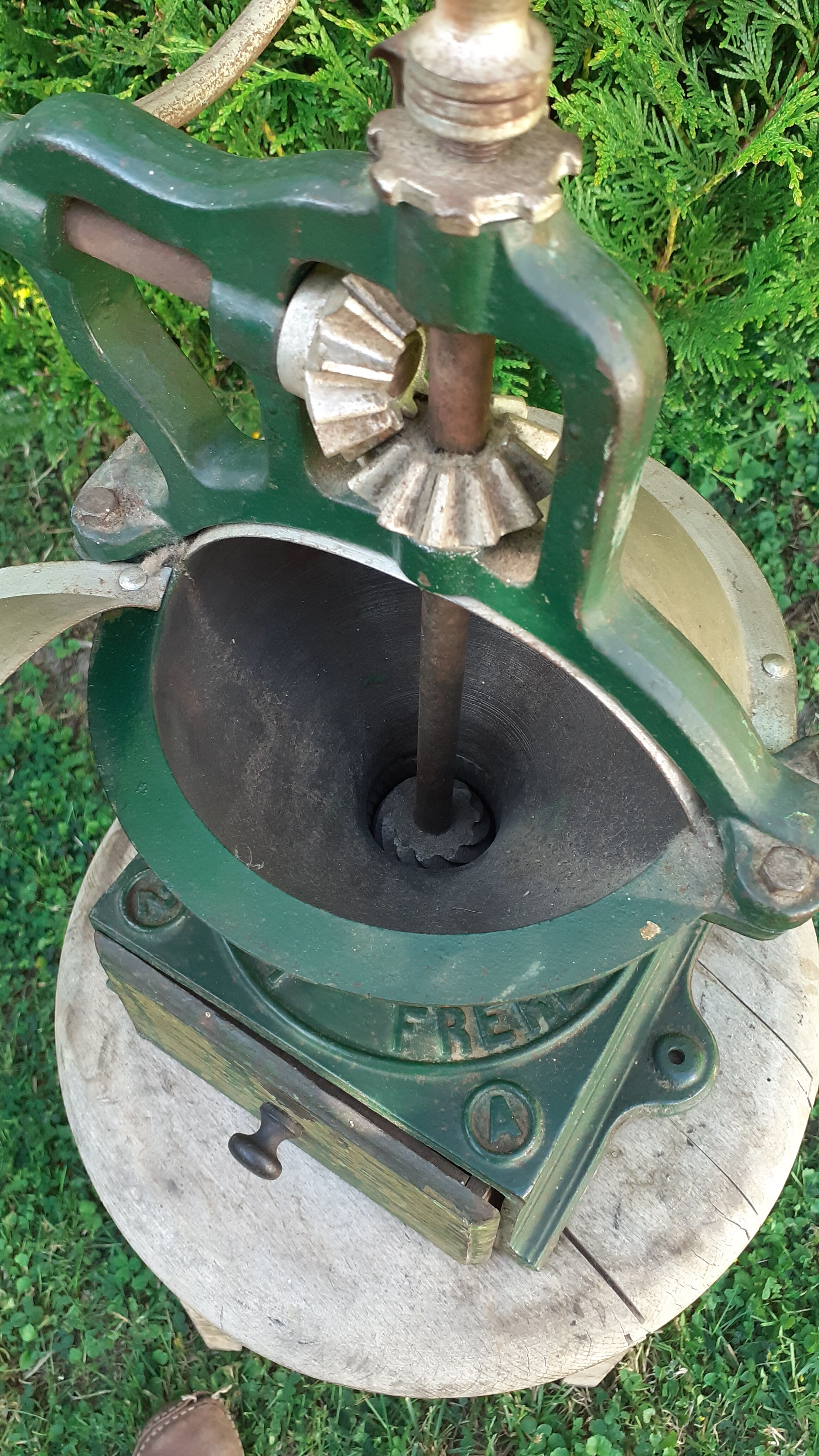 Peugeot frères counter coffee grinder