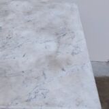 Bistro pedestal table in marble and cast iron lion paws