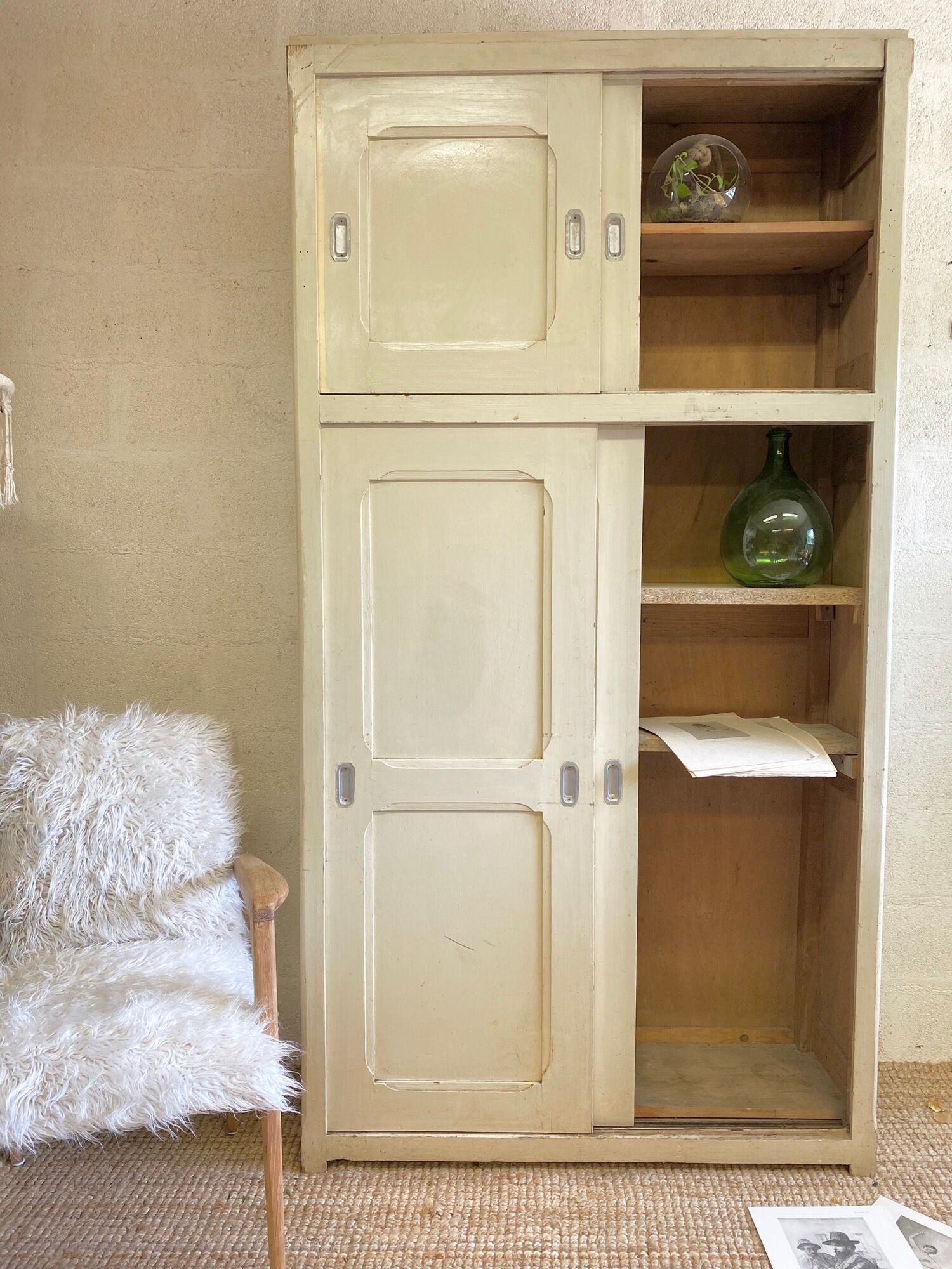 Parisian workshop cabinet with sliding doors