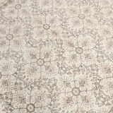 Bordered vintage rug, 218x326cm
