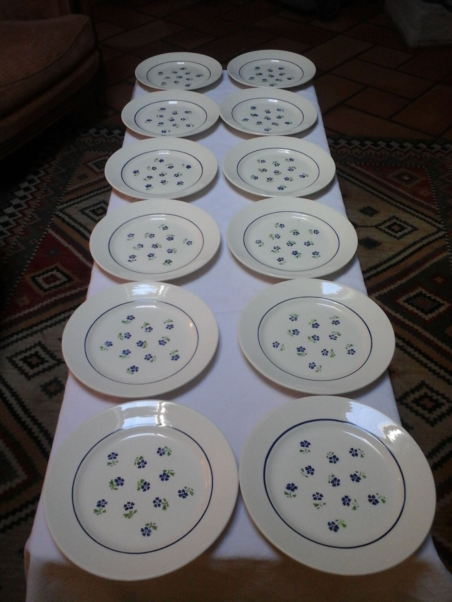 12 assiettes plates claudius / badonviller