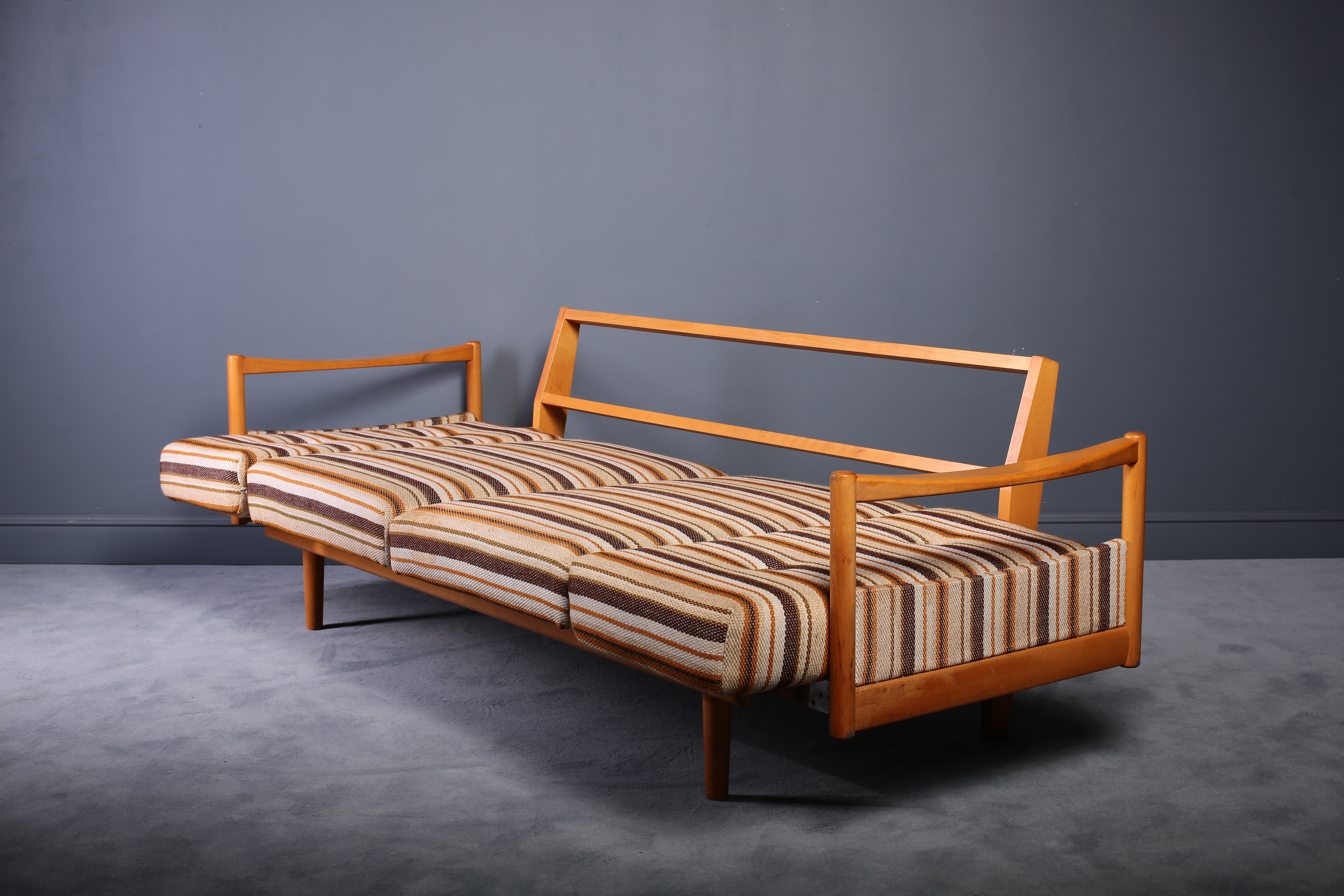 Oak wood butterfly daybed sofa 60s