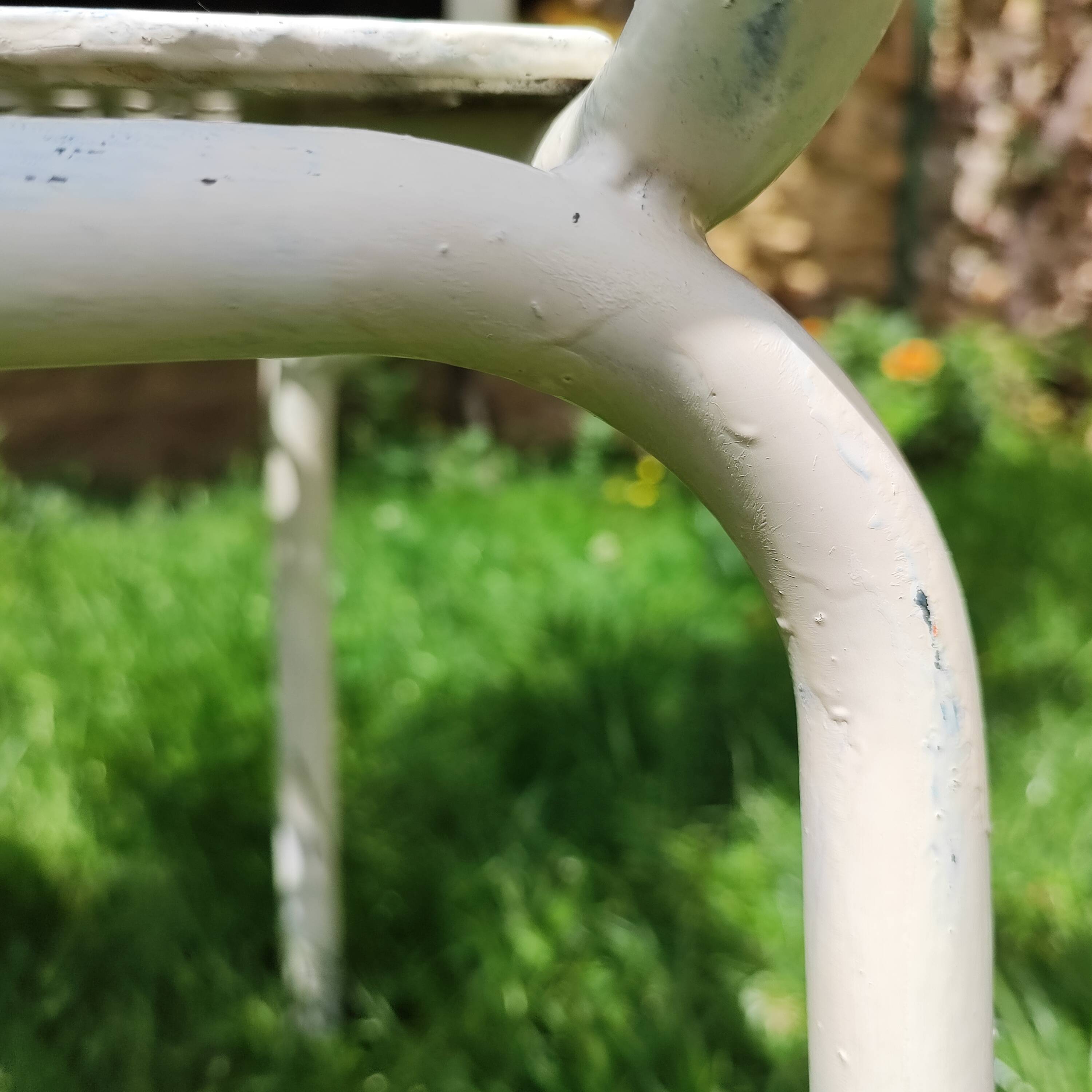 Armchairs and garden chairs 50/60s