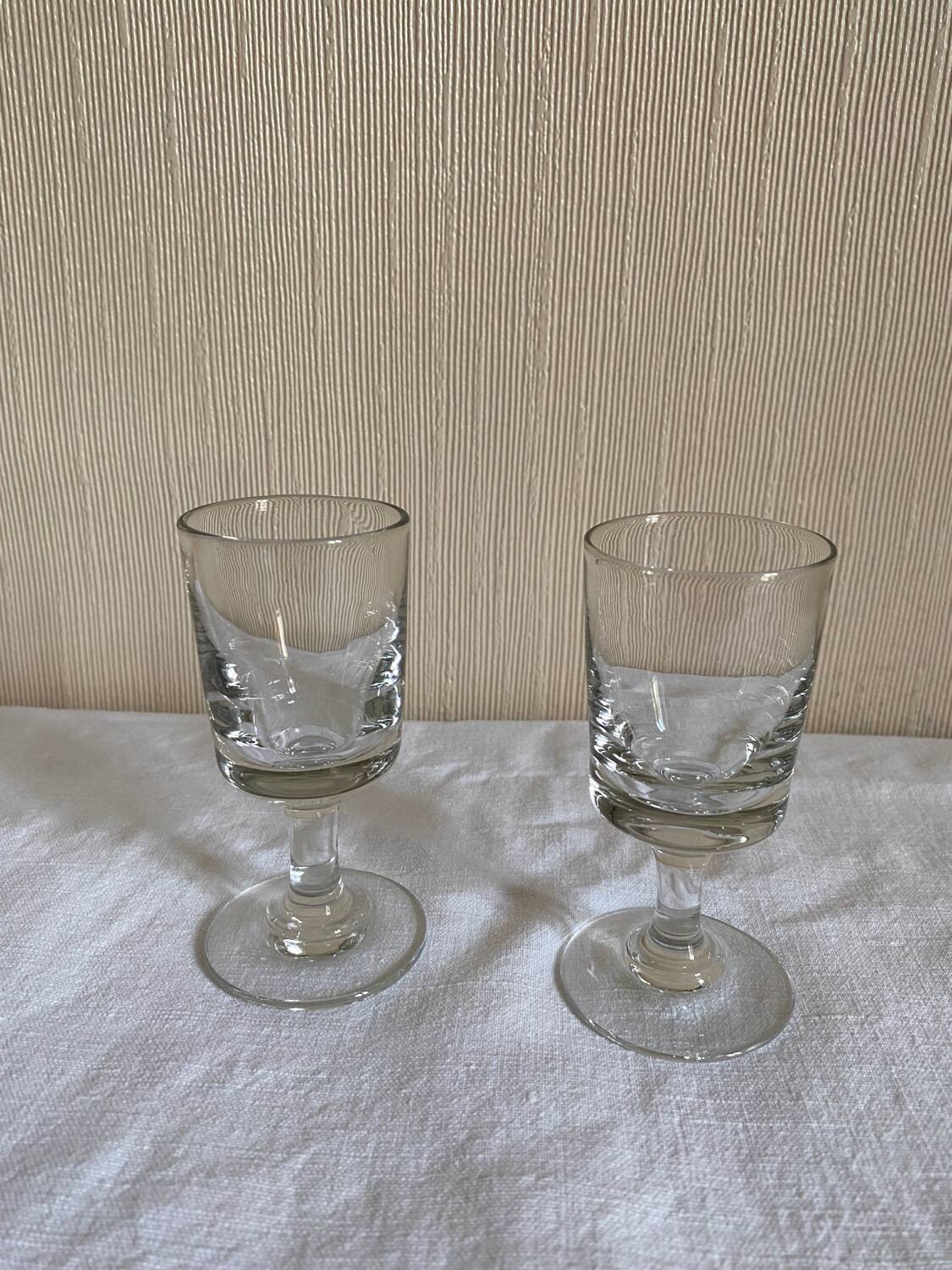 Set of 6 glass digestive glasses